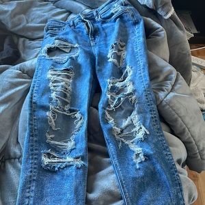 American Eagle Size 6 Boyfriend style Jeans